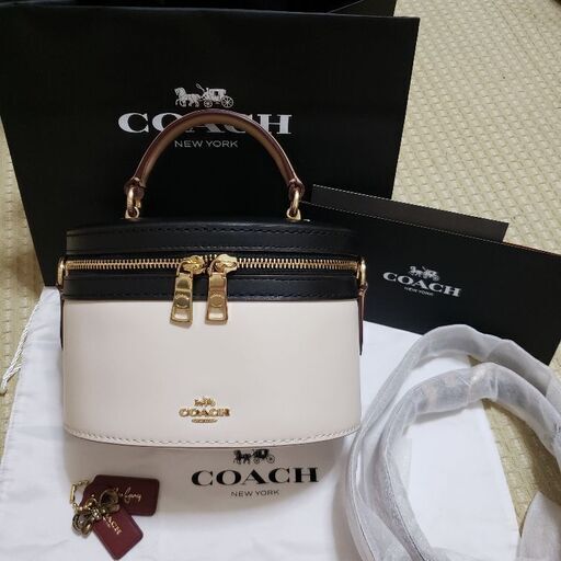 COACHセレーナトレイルバック