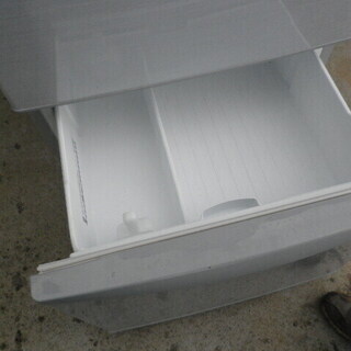  東芝　冷凍冷蔵庫GR-E34N ３４０L ２０１３年 ３ドア 値下げ 　無料配送　（弊社から２０キロまで 