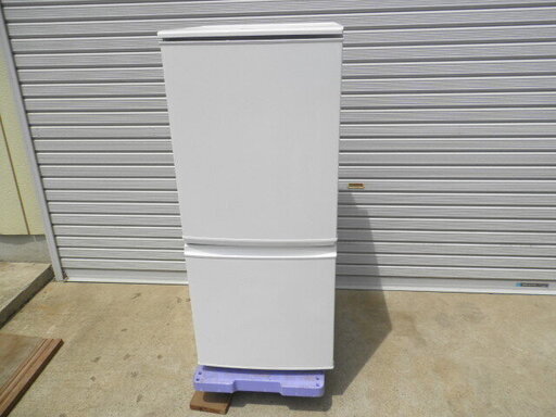 シャープ SJ-D14A２ドア 冷凍冷蔵庫 ２０１５年 美品　値下げ  無料配送（弊社から２０キロまで