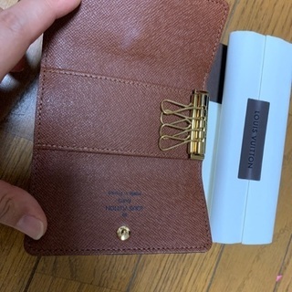 再値下しました！【未使用品】LOUIS VUITTON ミュルティクレ4