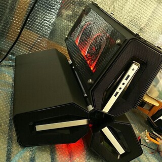 水冷 22Core 44Thread M.2SSD HDDx2 GTX1080Ti Win10Pro