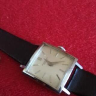稀少品出ました。IWC 婦人用手巻きウォッチ
