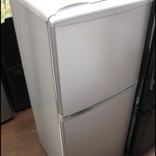 新生活！17600円 AQUA 2ドア冷蔵庫 140L AQR-141F シルバー