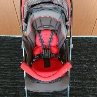 商談中〉ベビーカー コンビ メチャカルハンディαエッグショックMD