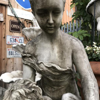 西洋彫刻洋風女性＋子ども像お売りします。インテリア 置物 アウトドア