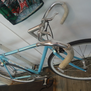 【エコプラス小倉南店】フジ ピストバイク FEATHER ☆スタッフ向井オススメ☆ 自転車 チャリ スポーツ車 エコプラス小倉南店】フジ ピストバイク FEATHER ☆スタッフ向井