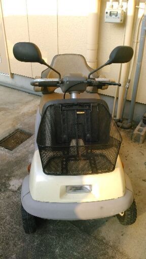 HONDA電動４輪モンパルML100