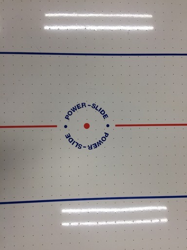 エアホッケー 家具売場にて展開中！！！