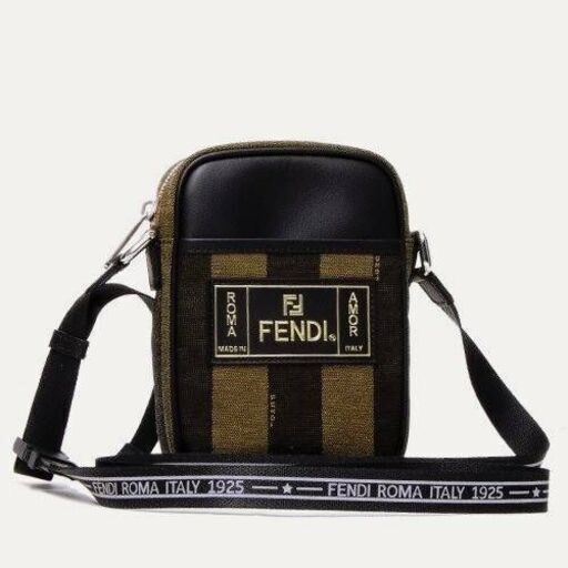 入手困難❗お買い得❗日本完売 2019SS 新作 FENDI ショルダー☆正規品☆