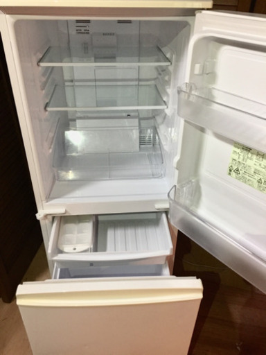 当日配送‼️配達可能 ✨シャープ 137L冷凍冷蔵庫SHARP ホワイト系