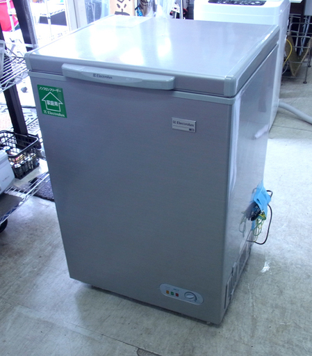 リサイクルサービス八光】105L エレクトロラックス チェストフリーザー