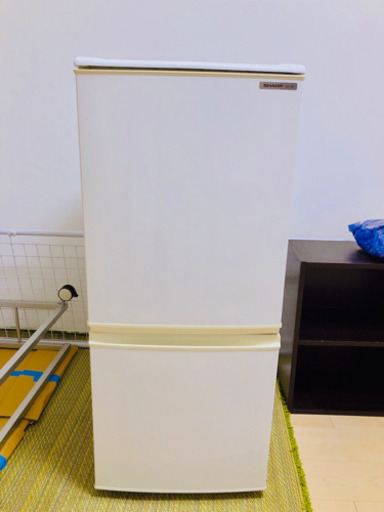 シャープの冷蔵庫お売りします！
