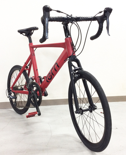 超美品！自転車 ミニベロ ターン Tern Surge 2ｘ8speed 16段変速 レッド 2017年モデル 20インチ 超美品！自転車 ミニベロ ターン Tern Surge 2x8speed 16段変速