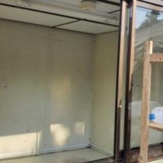 プレハブあります。