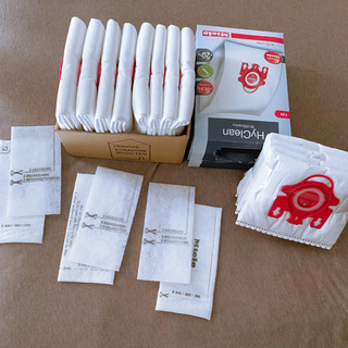 別サイトにて売り切れ／ミーレ 掃除機 赤 掃除機 