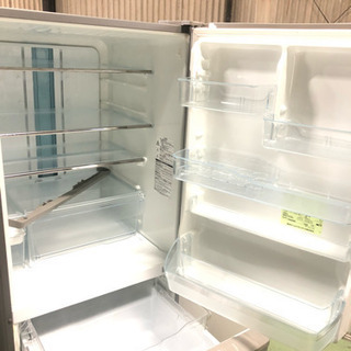 製氷機能付き５ドアが激安！★送料・設置サービスします★５ドア冷蔵庫　東芝　424L　♪ファミリーにオススメ