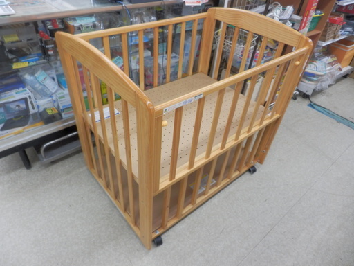 PayPay対応 KATOJI ベビーベッド 60cm×90cm キャスター付き 上下スライド扉 キズ有り 育児/赤ちゃん/お母さん/新生児 札幌市西区西野