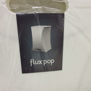新品　フラックスポップFLUX POP　折畳スツール（ピュアホワ...