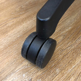 ITOKI ★Spina/スピーナ エラストマー★ブラック★モダン■高機能■オフィスデスクチェア定価15万（569）AKARI