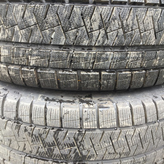 バリ溝 215/60R16 ピレリ スタッドレスタイヤ 4本セット