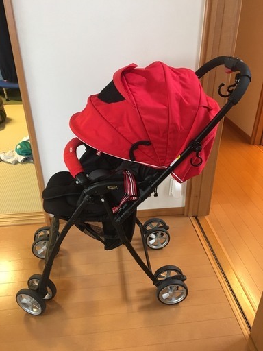【最終値下げ】アプリカ ベビーカー エアリア美品
