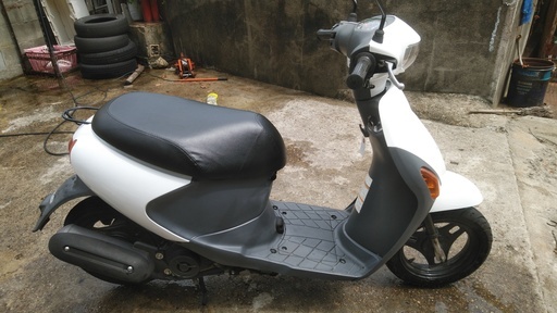 ☆☆レッツ４　CA45A　白　車体きれいです　インジェクションの高性能車 レッツ4 CA45A 白 車体きれいです インジェクションの高性能車