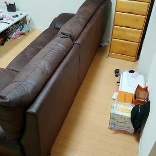 ソファーとベッド引き取り可能なかた