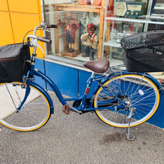 たっぷり入る！前後カゴ付き自転車！