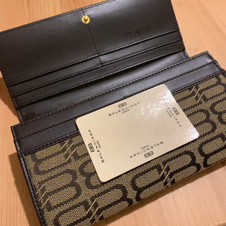 ★バレンシアガ bb柄   長財布★