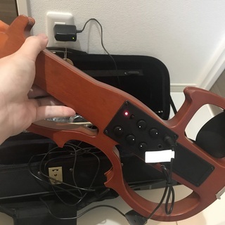 ジャンク」Valente EVN-37 エレキバイオリン ヴァイオリン 赤 エレキ