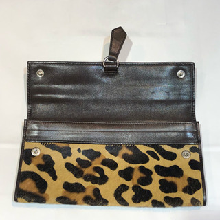 プラダ レオパード柄サイフ