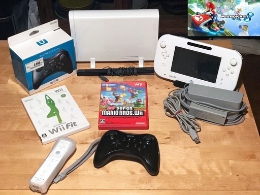 Wii Wii-U 32GB Pro Controller