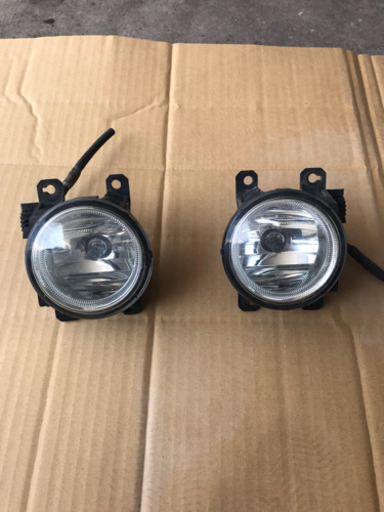 フィットハイブリッド、フォグランプ中古