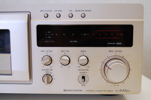 ジャンク SONY TC-KA5ES カセットデッキ ステレオ ソニー 通電OK ジャンク SONY TC-KA5ES カセットデッキ ステレオ ソニー 通電OK