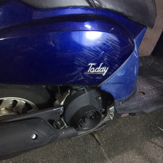 原付バイク 50cc ホンダ トゥデイ 4スト エンジン掛かります。修理前提