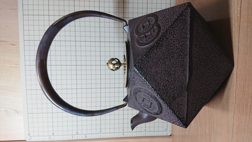 鉄瓶(新古品 o162）