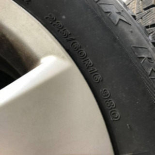 ブリジストン ブリザックレボ2  スタッドレスタイヤ