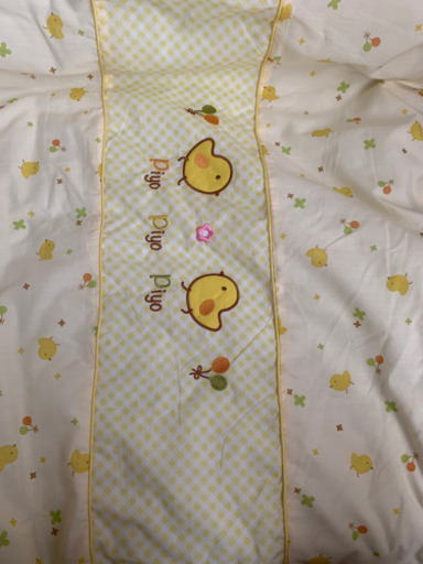 新古品】ココネル、布団、ベビー椅子、ビニール製ベビーバス
