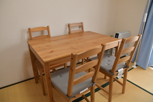 IKEA　イケア　テーブル\u0026チェア4脚セット 座面シート2枚付き