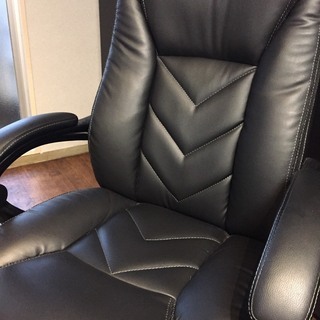オフィスチェア　椅子 ブラック 可動式 