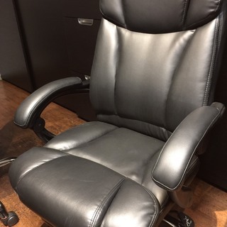オフィスチェア 椅子 ブラック 可動式