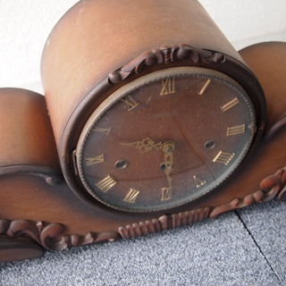 ヘルムレ　ドイツ製　ゼンマイ式置時計　動作品