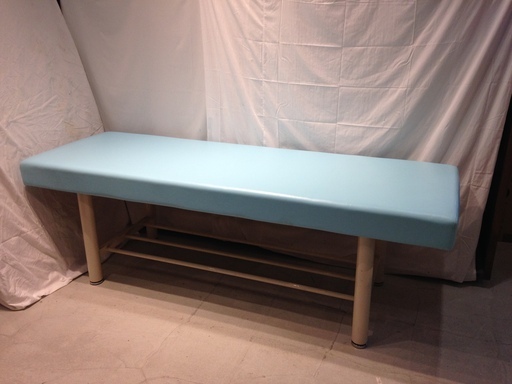 値下げ！■Y218■TAKADA BED 施術ベッド エステベッド 整体 水色 カイロ
