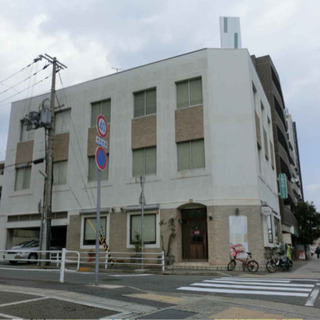 内科クリニック居抜き物件♫駅までもスグ♫国道沿い角地2階♫の画像