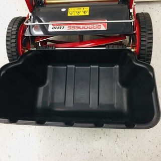 共栄社 LM4D 手動芝刈機【リライズ 野田愛宕店】【店頭取引限定】【中古美品】1点限り早い者勝ち！ 共栄社 LM4D 手動芝刈機【リライズ 野田愛宕店】【店頭取引限定