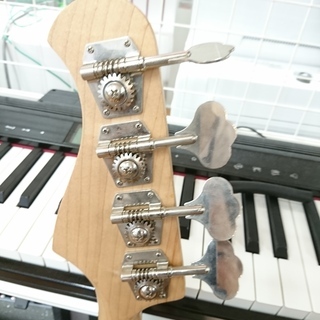 Bacchus ジャズエレキベース BJB-300 【トレファク 川越店】