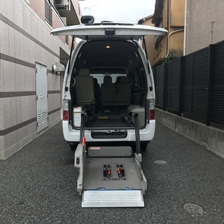 ☆格安　福祉　レンタカー　1日8,000円～　キャラバン　車いすリフト付き　10日間レンタカー　ウィークリーレンタカー☆ ☆格安 福祉 レンタカー 1日8,000円～ キャラバン 車いすリフト付き 10