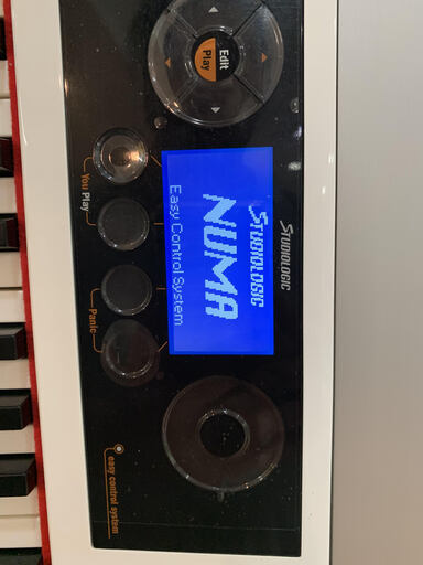 Studiologic Numa White MIDI鍵盤