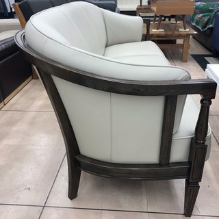 domani（ドマーニ）の3人掛けソファーです！