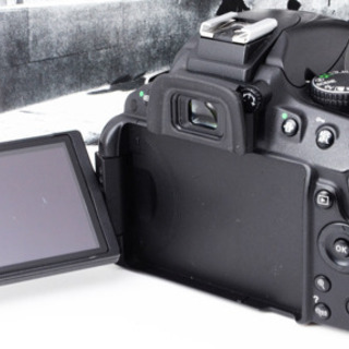 高性能エントリー機○Wi-Fi転送○手ぶれ補正○ニコン D5100 安心のゆう